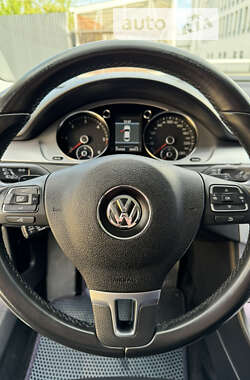 Купе Volkswagen CC / Passat CC 2013 в Вінниці