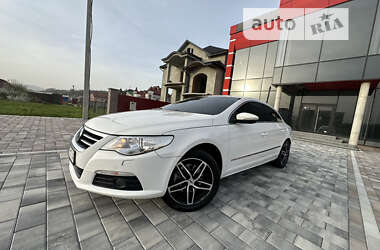 Купе Volkswagen CC / Passat CC 2011 в Тячеве