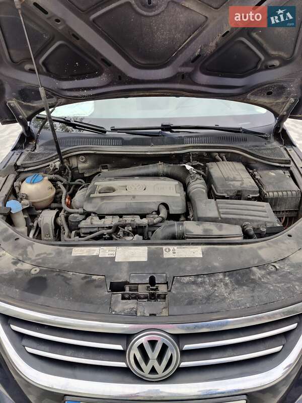 Купе Volkswagen CC / Passat CC 2011 в Киеве