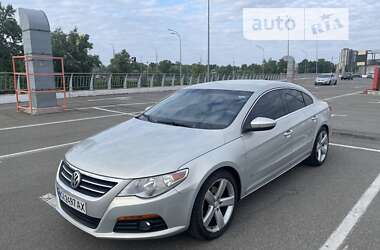 Купе Volkswagen CC / Passat CC 2011 в Киеве