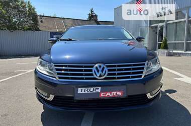 Купе Volkswagen CC / Passat CC 2015 в Киеве