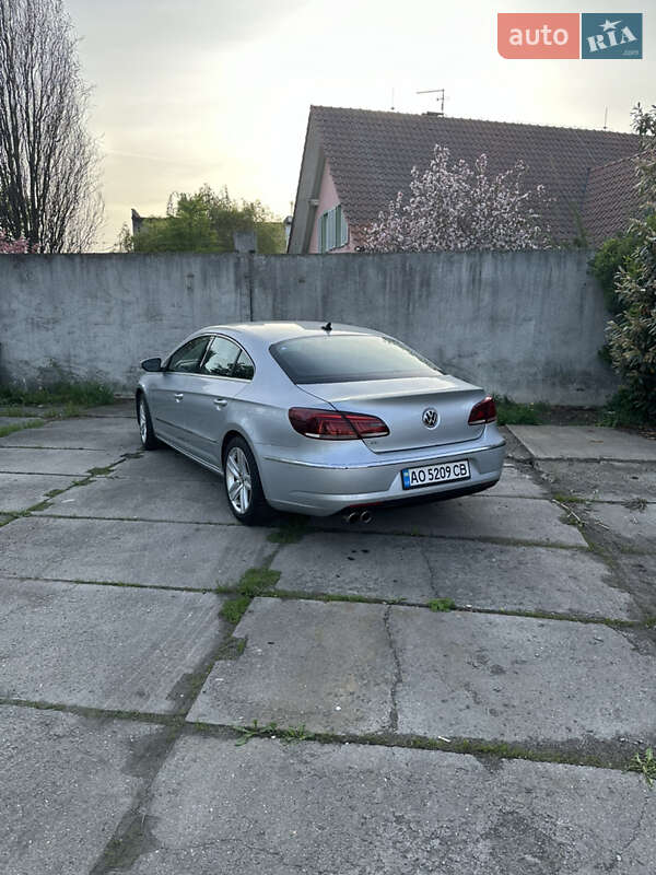 Купе Volkswagen CC / Passat CC 2012 в 