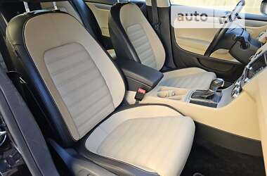 Купе Volkswagen CC / Passat CC 2013 в Киеве