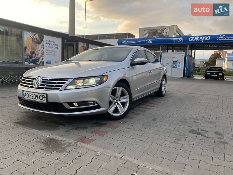 Купе Volkswagen CC / Passat CC 2012 в Тячеве