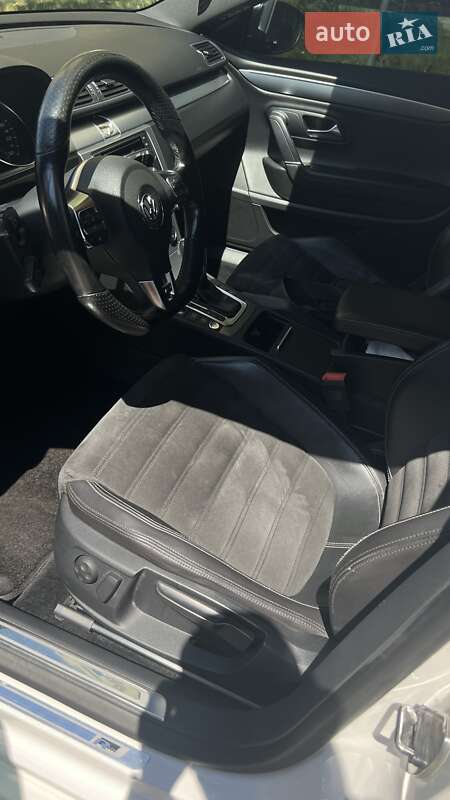 Купе Volkswagen CC / Passat CC 2013 в Киеве