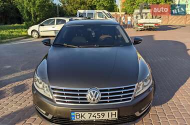 Купе Volkswagen CC / Passat CC 2012 в Ровно