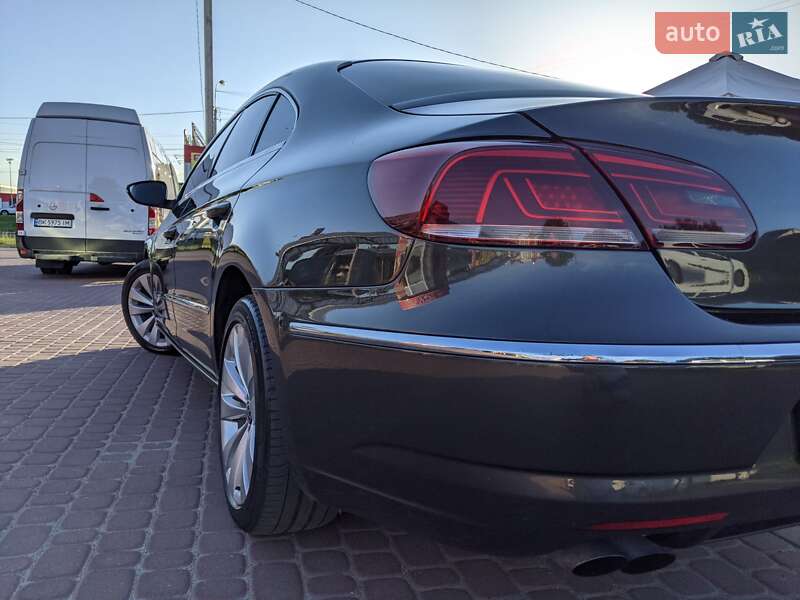 Купе Volkswagen CC / Passat CC 2012 в Рівному