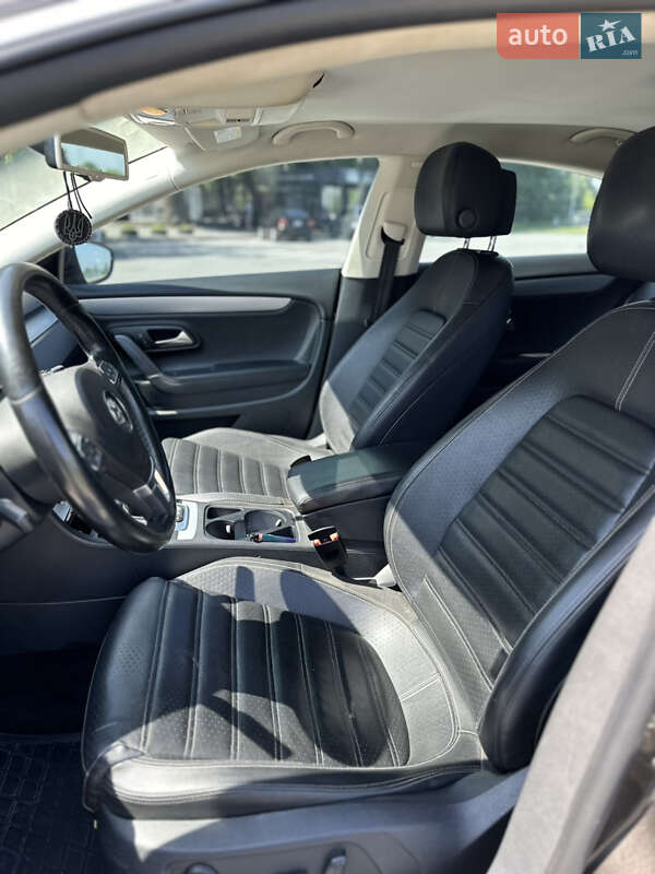 Купе Volkswagen CC / Passat CC 2014 в Виннице