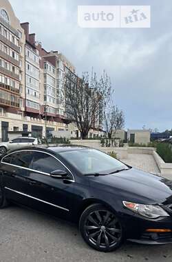 Купе Volkswagen CC / Passat CC 2011 в Умани