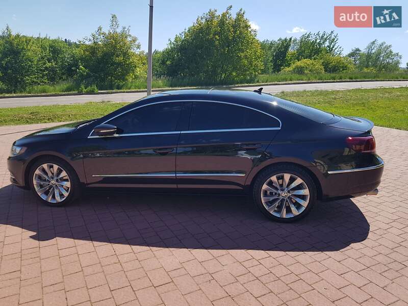 Купе Volkswagen CC / Passat CC 2013 в Трускавці