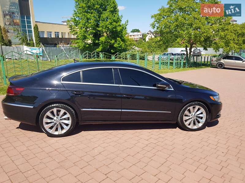 Купе Volkswagen CC / Passat CC 2013 в Трускавці
