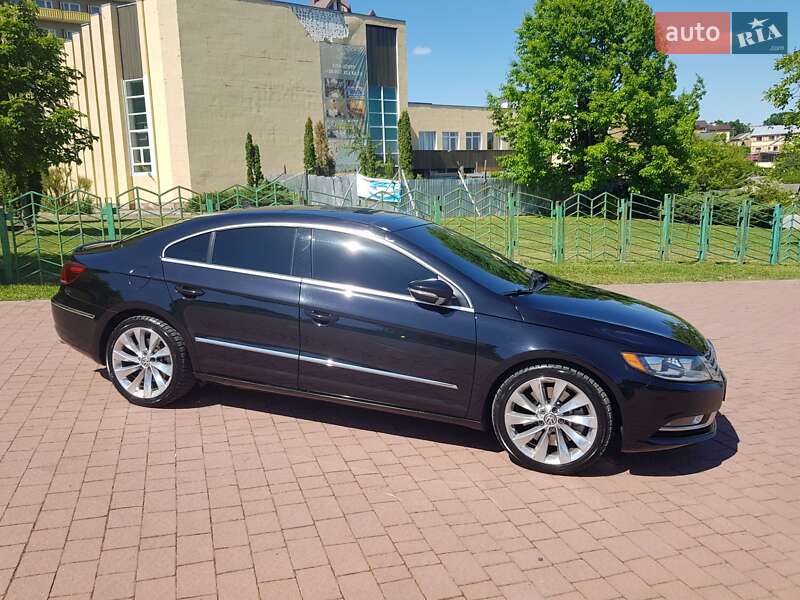 Купе Volkswagen CC / Passat CC 2013 в Трускавці
