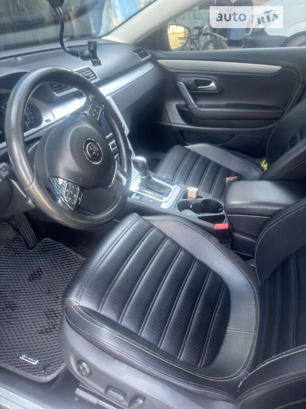 Купе Volkswagen CC / Passat CC 2015 в Івано-Франківську