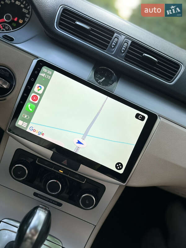 Седан Volkswagen CC / Passat CC 2011 в Чернігові