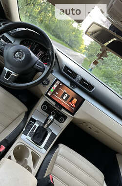 Седан Volkswagen CC / Passat CC 2011 в Житомирі