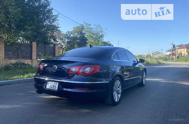 Купе Volkswagen CC / Passat CC 2011 в Миколаєві