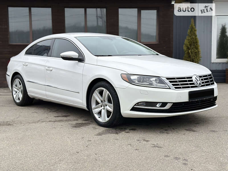 Купе Volkswagen CC / Passat CC 2012 в Киеве