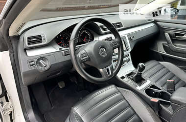 Купе Volkswagen CC / Passat CC 2012 в Киеве