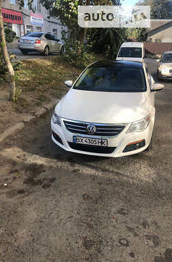 Купе Volkswagen CC / Passat CC 2012 в Києві