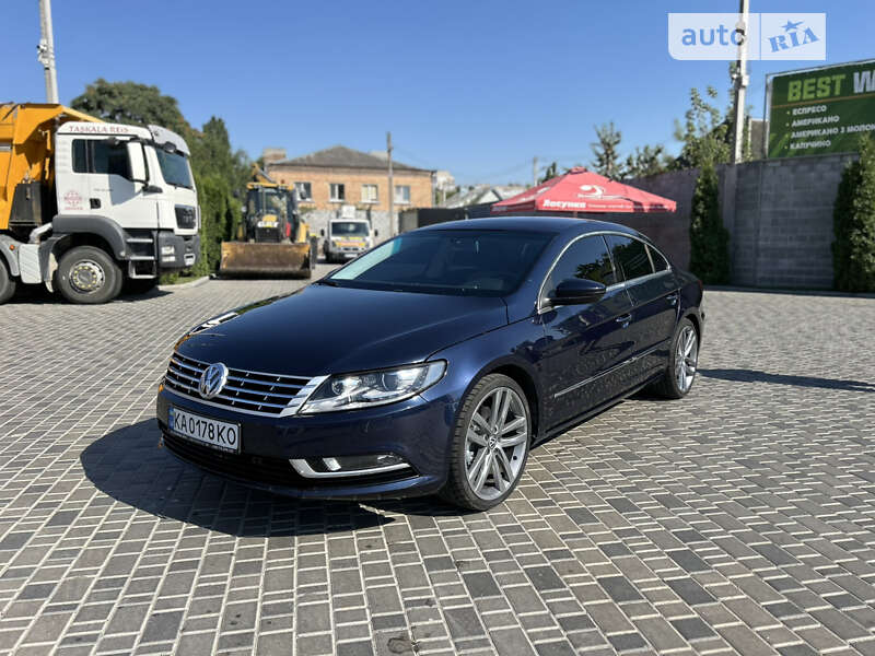 Купе Volkswagen CC / Passat CC 2012 в Киеве