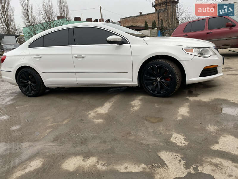 Купе Volkswagen CC / Passat CC 2010 в Каменец-Подольском