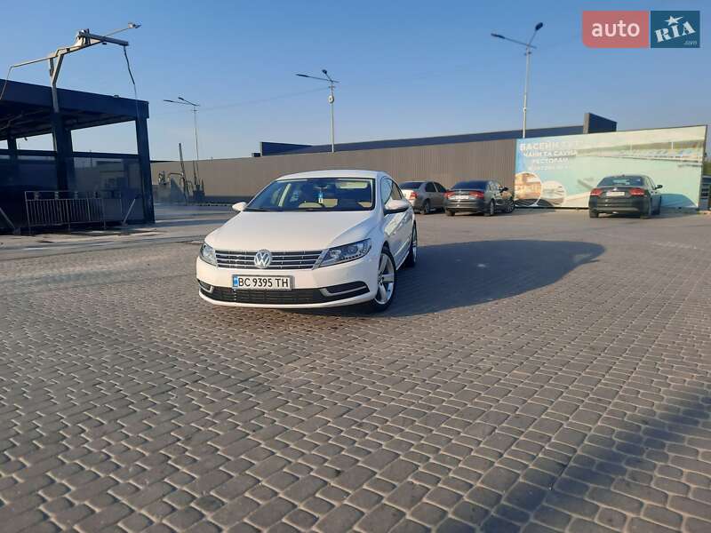 Купе Volkswagen CC / Passat CC 2013 в Львове