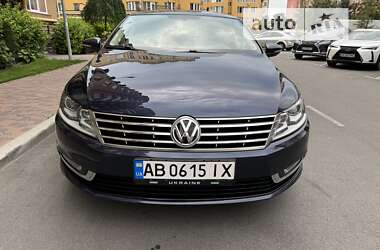 Купе Volkswagen CC / Passat CC 2015 в Киеве