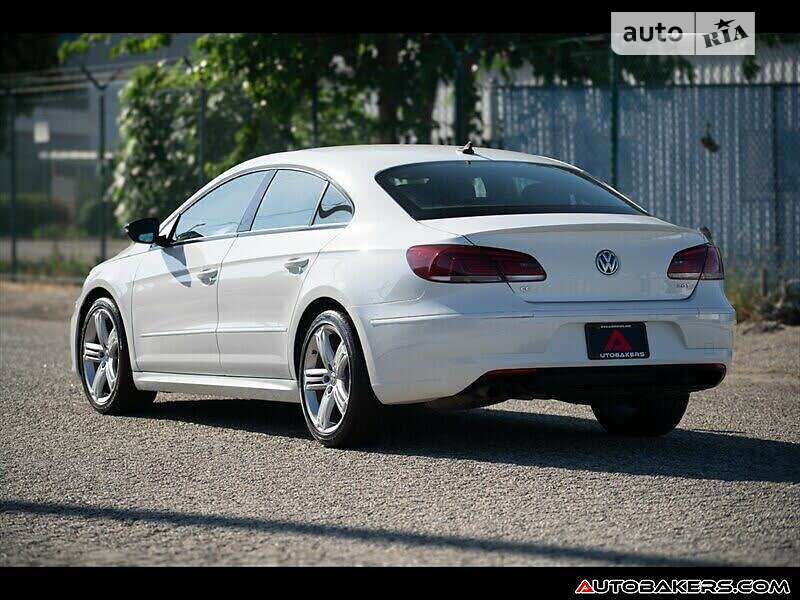 Купе Volkswagen CC / Passat CC 2015 в Львові
