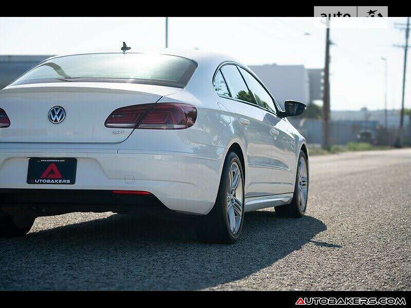 Купе Volkswagen CC / Passat CC 2015 в Львові