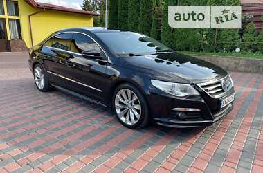 Купе Volkswagen CC / Passat CC 2010 в Старокостянтинові