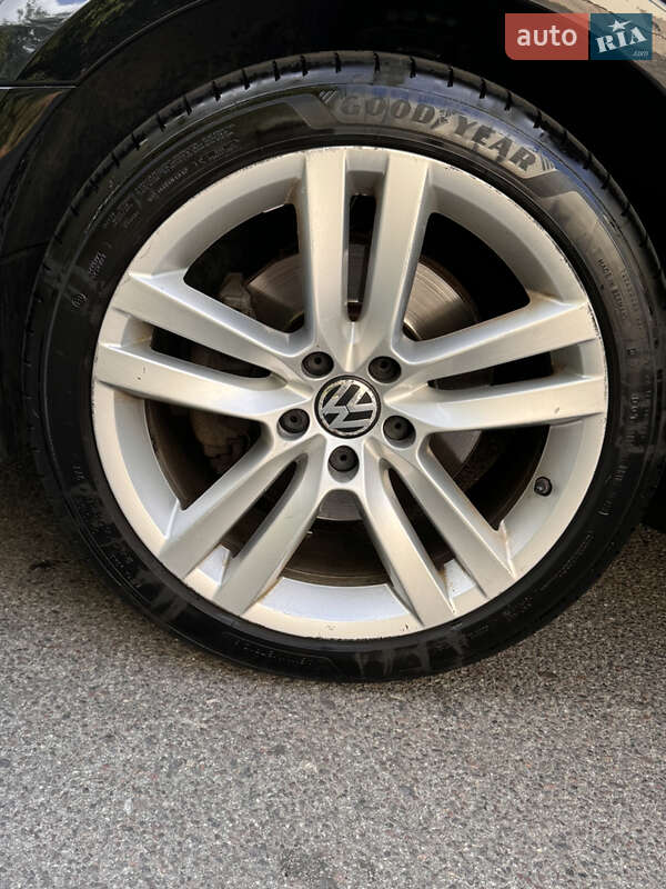 Купе Volkswagen CC / Passat CC 2012 в Львове