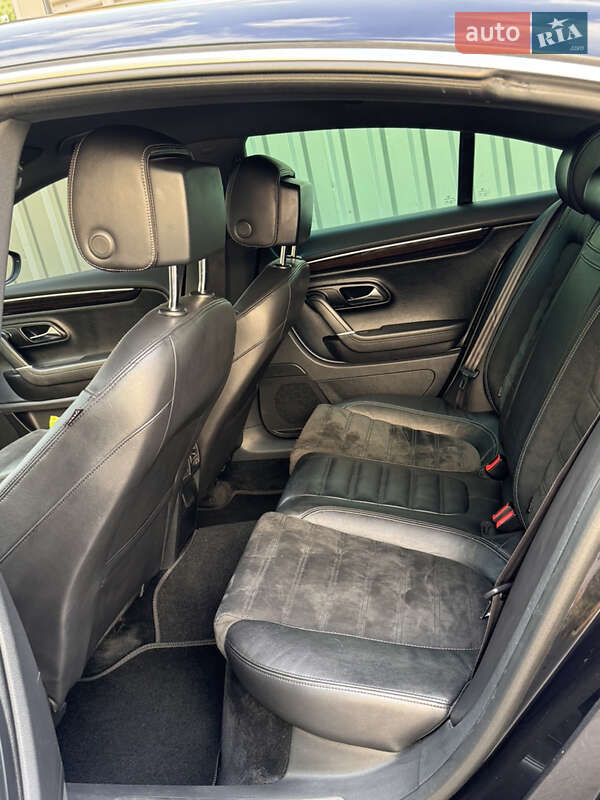 Купе Volkswagen CC / Passat CC 2012 в Львове