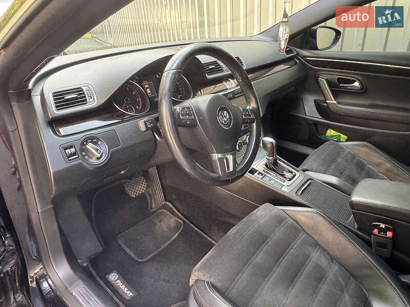 Купе Volkswagen CC / Passat CC 2012 в Львове