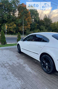 Купе Volkswagen CC / Passat CC 2013 в Тернополі