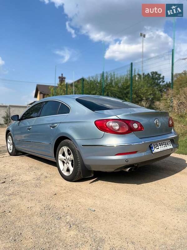 Купе Volkswagen CC / Passat CC 2011 в Виннице