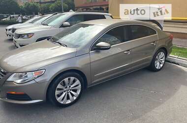 Купе Volkswagen CC / Passat CC 2010 в Киеве