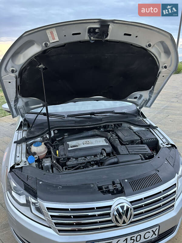 Купе Volkswagen CC / Passat CC 2013 в Херсоне