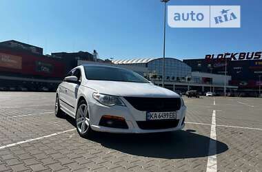 Купе Volkswagen CC / Passat CC 2011 в Києві