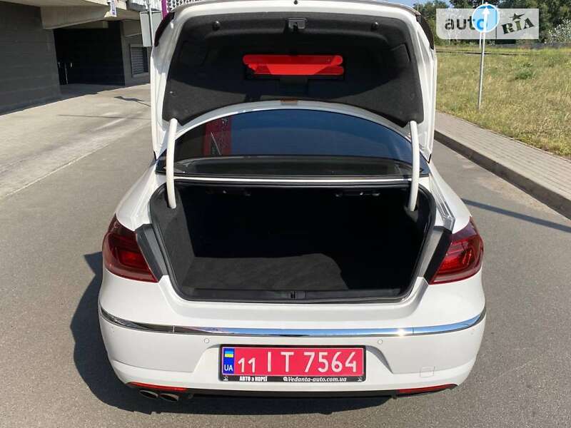 Купе Volkswagen CC / Passat CC 2014 в Києві