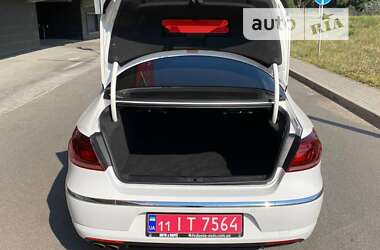 Купе Volkswagen CC / Passat CC 2014 в 