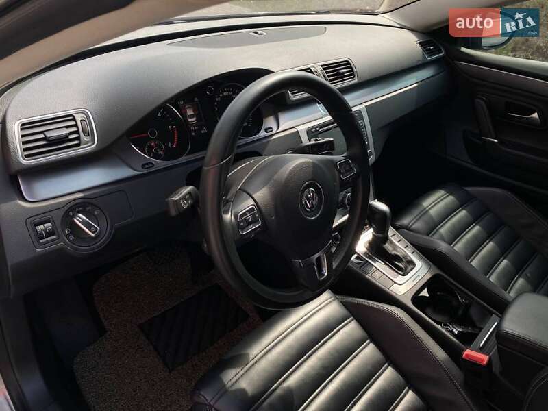 Купе Volkswagen CC / Passat CC 2014 в Киеве