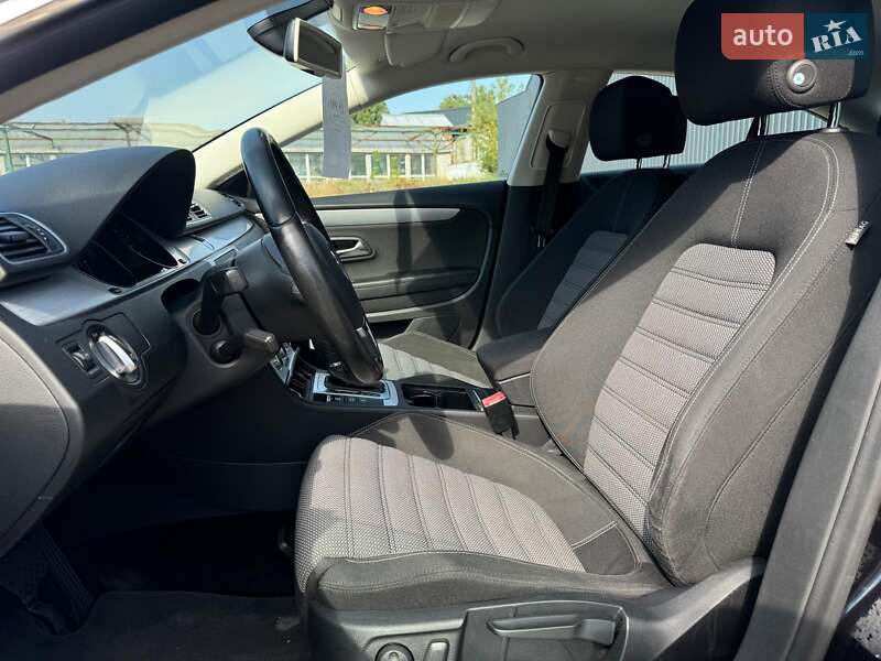 Купе Volkswagen CC / Passat CC 2014 в Киеве