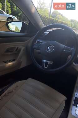 Купе Volkswagen CC / Passat CC 2010 в 