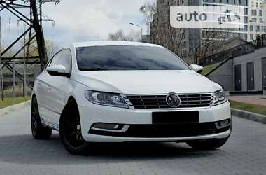 Купе Volkswagen CC / Passat CC 2015 в Львове