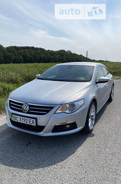 Купе Volkswagen CC / Passat CC 2009 в Львове