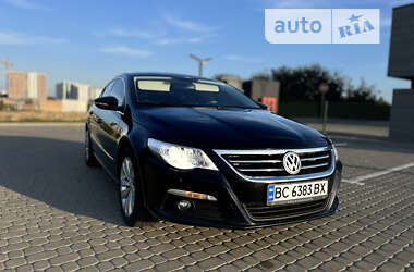 Купе Volkswagen CC / Passat CC 2011 в Львове