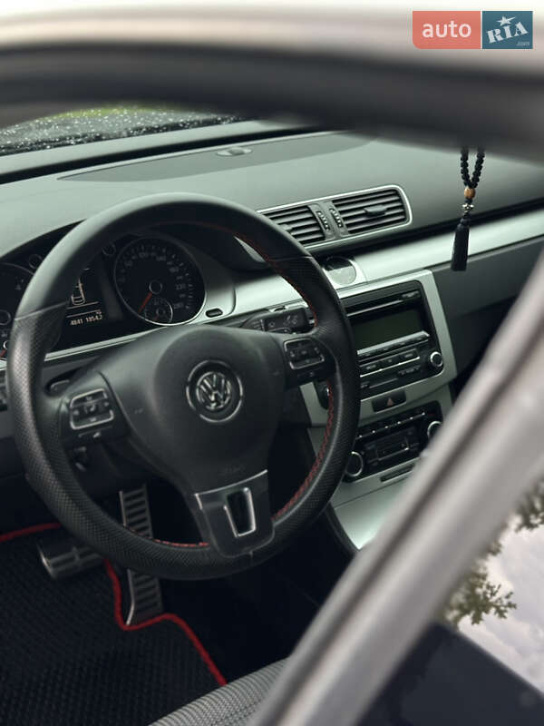 Купе Volkswagen CC / Passat CC 2011 в Мукачево