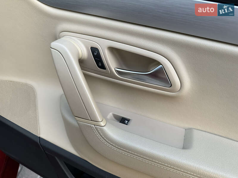 Купе Volkswagen CC / Passat CC 2013 в Києві