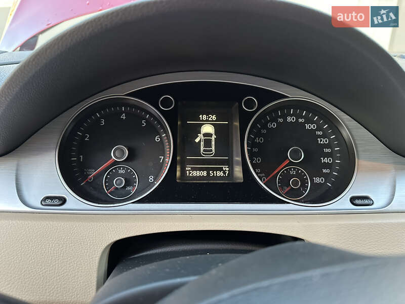 Купе Volkswagen CC / Passat CC 2013 в Києві