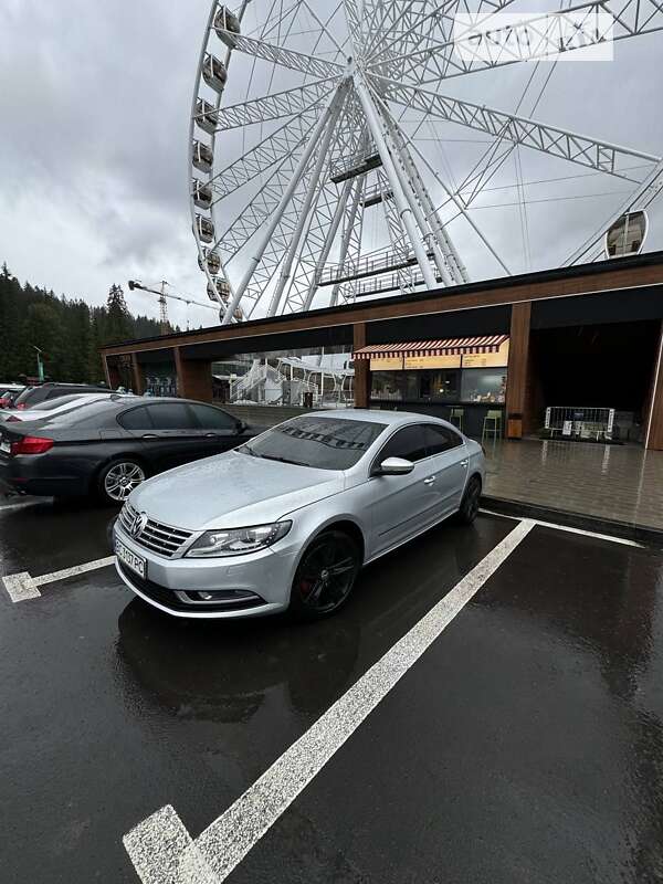 Купе Volkswagen CC / Passat CC 2012 в Івано-Франківську